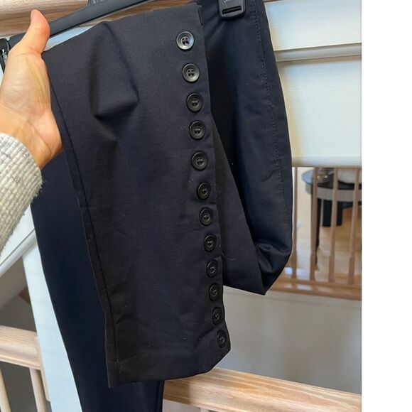 Equestrian Brand Pull on Slim Pants with Button Row at the Cuffs in Black M - Picture 11 of 11